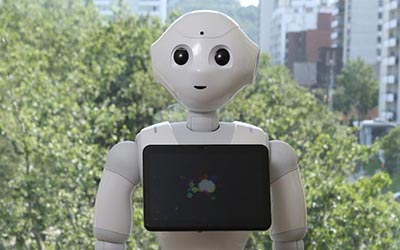AI催生教育行業(yè)“焦慮癥”，加拿大高校用機器人教學(xué)來解